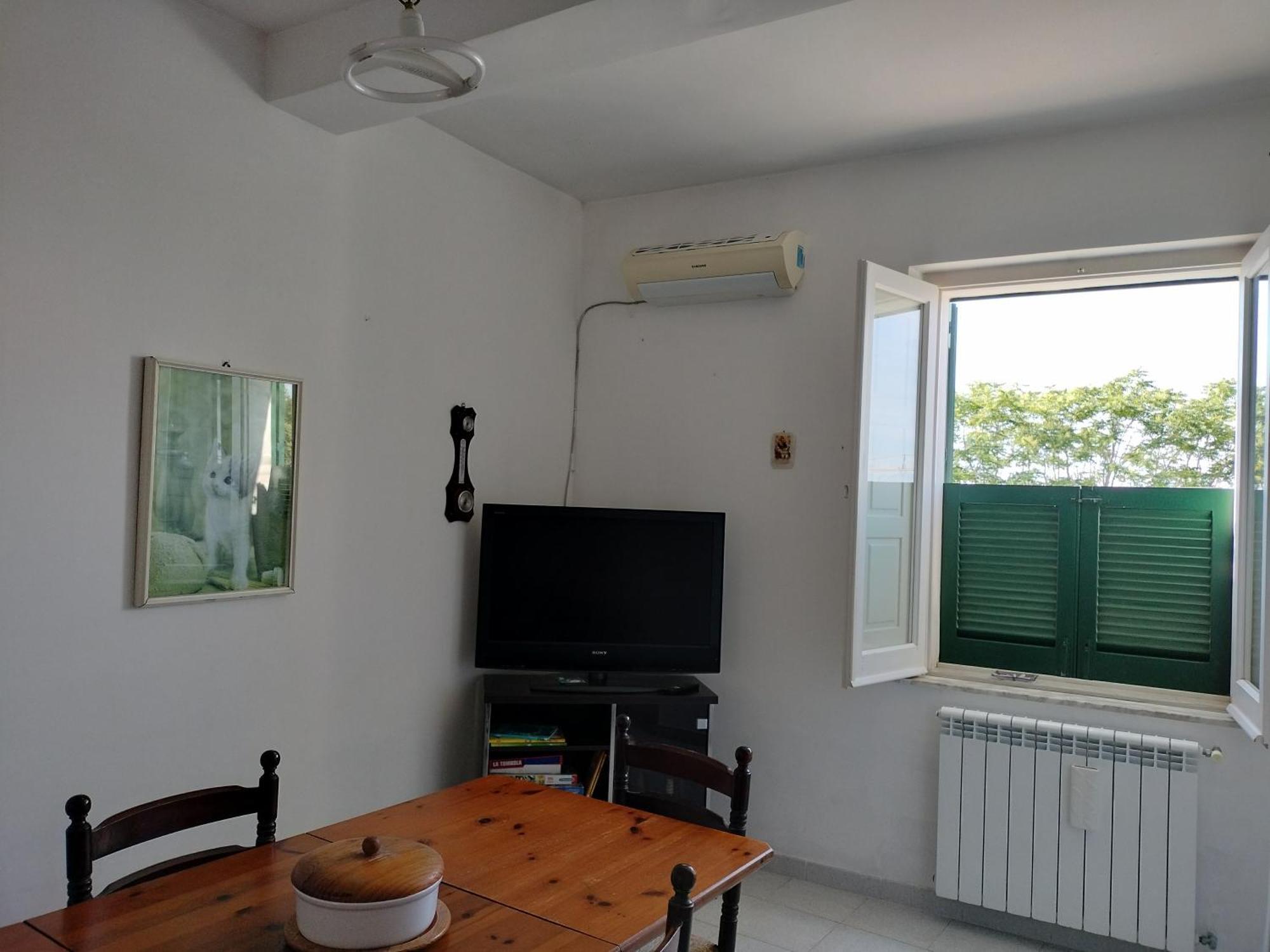 Sunny House Apartment Parghelia Bagian luar foto