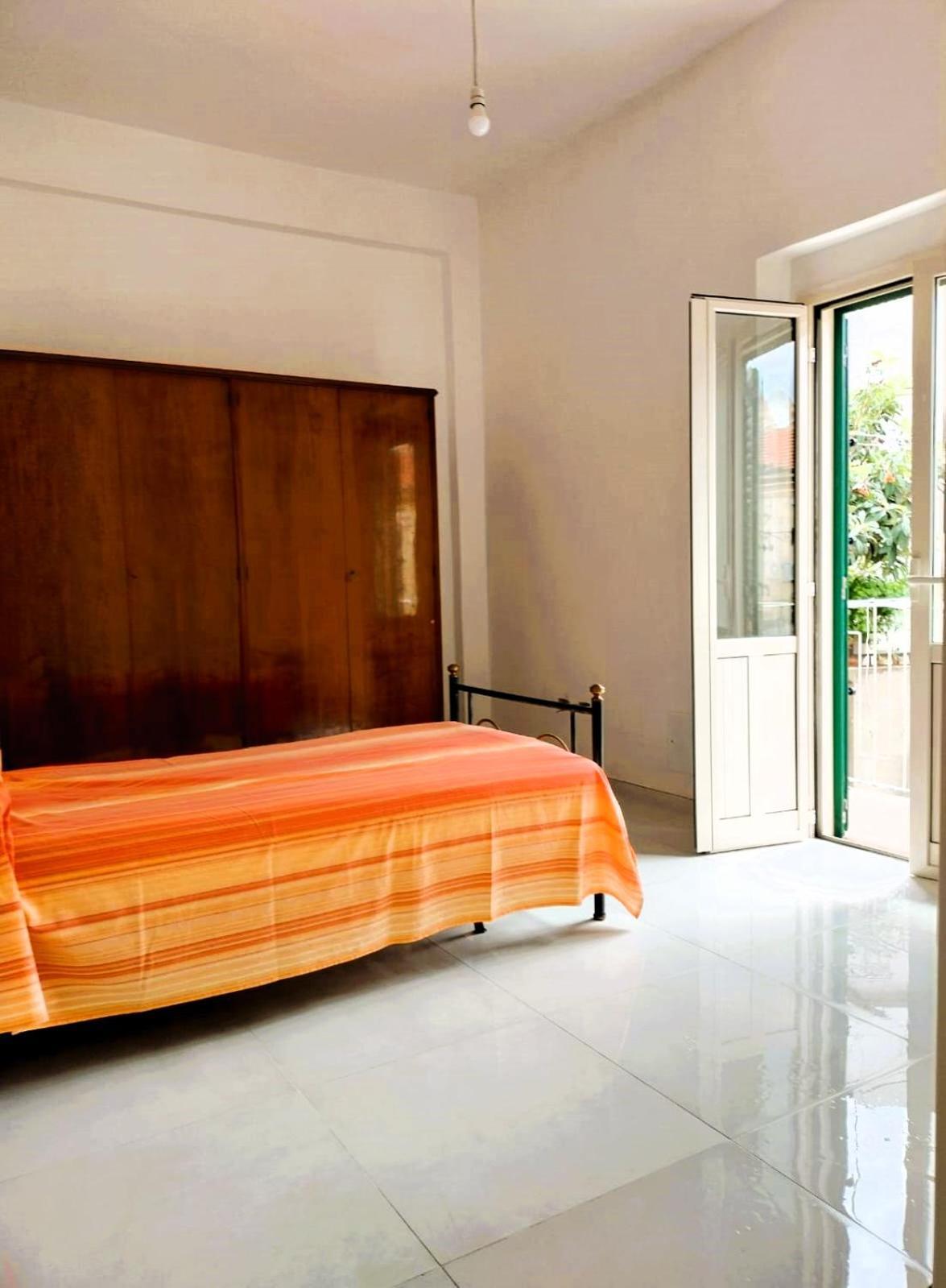 Sunny House Apartment Parghelia Bagian luar foto